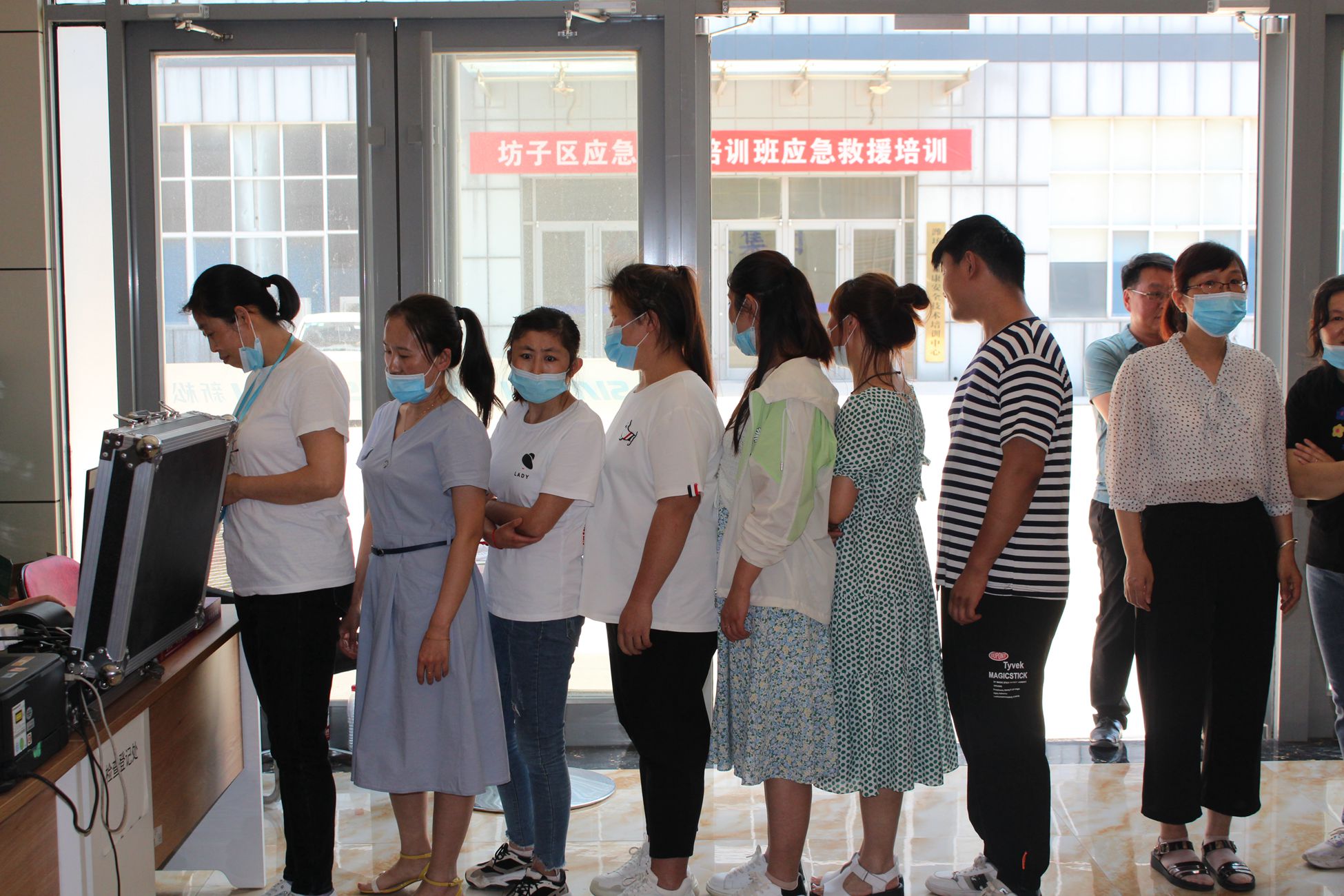 ����ͻ��-������κ�����_MG������Ϸ